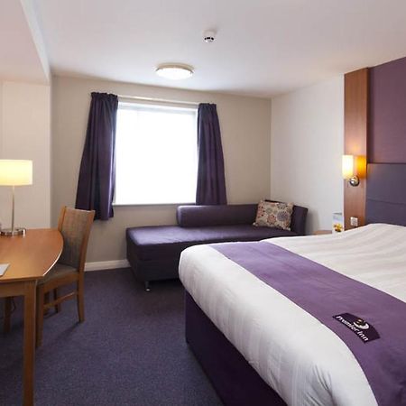 Premier Inn Edinburgh Dalkeith Esterno foto