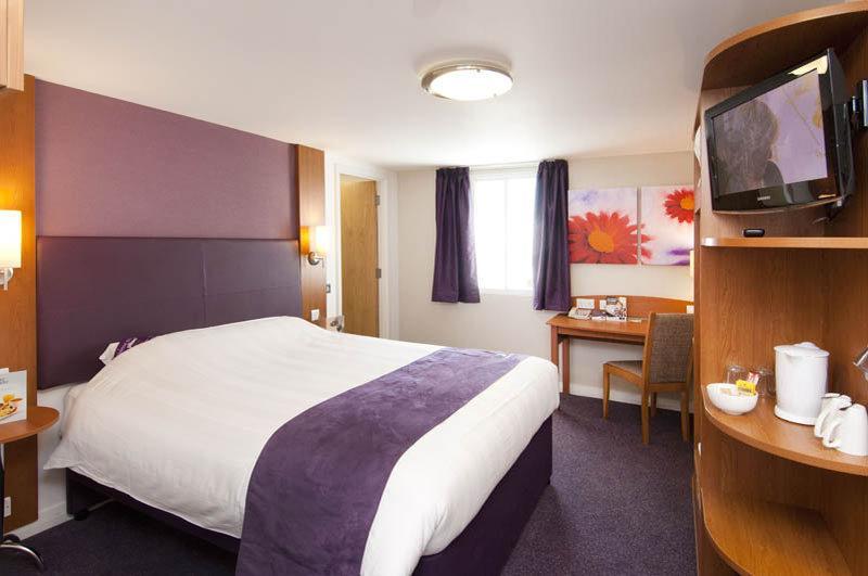 Premier Inn Edinburgh Dalkeith Esterno foto